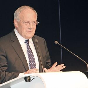 24-br-schneider-ammann-at-sg.jpg