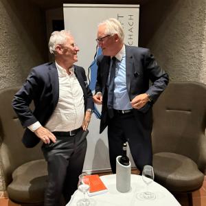 25-thomas-borer-mit-sven-bradke.jpg